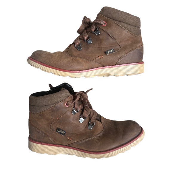 Clarks Brown Leather Lace Up Ankle Boot - Picture 2 of 6